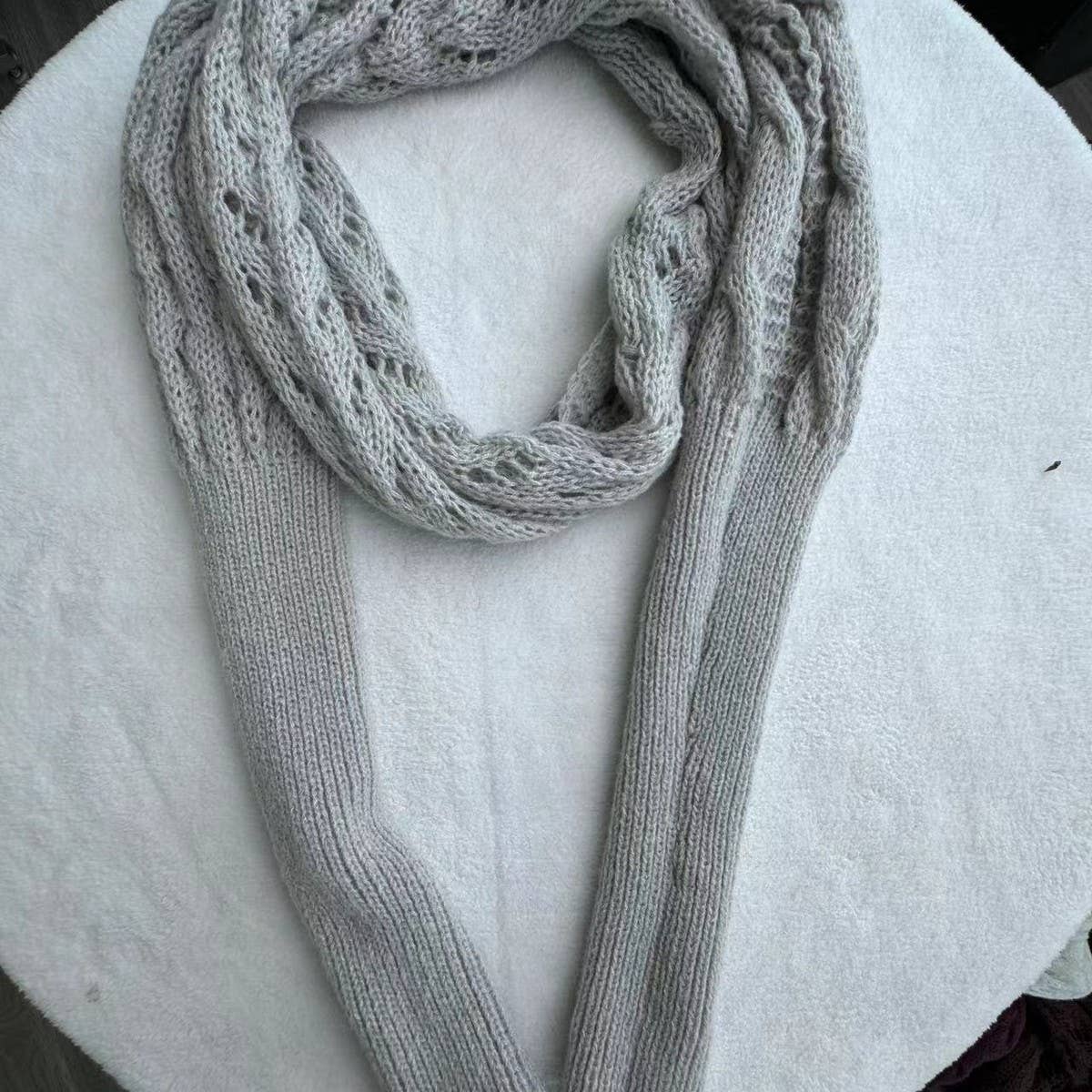 CWASC1793_TWISTED HOLLOW LONG SLEEVE SHAWL COLLAR SCARF: BLACK / (OS)