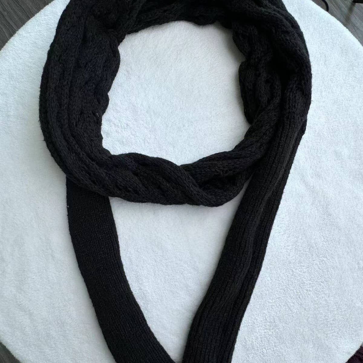CWASC1793_TWISTED HOLLOW LONG SLEEVE SHAWL COLLAR SCARF: BLACK / (OS)