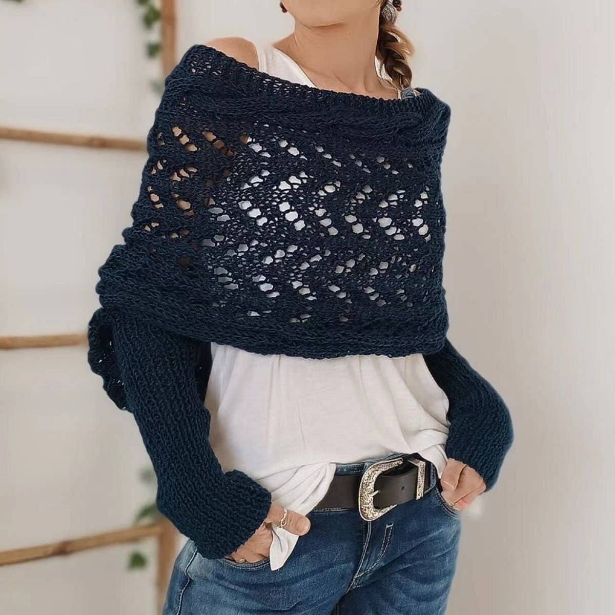CWASC1793_TWISTED HOLLOW LONG SLEEVE SHAWL COLLAR SCARF: BLACK / (OS)