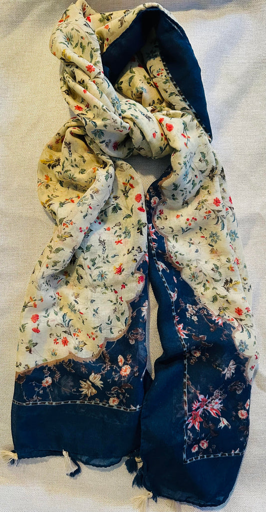 Vintage Elegance Scarf